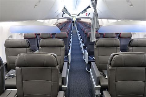 boeing 737max 8 passenger business class